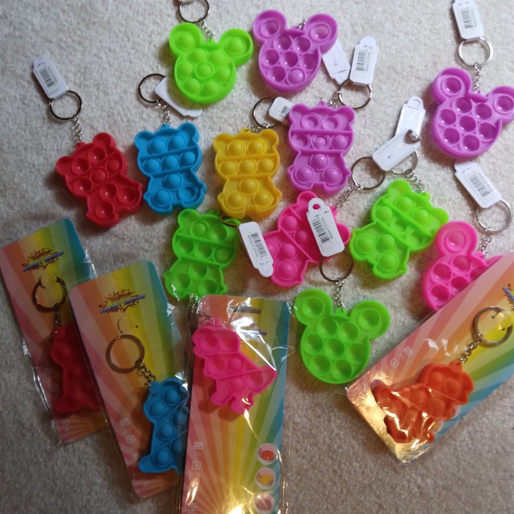 Pop top fidget keychains